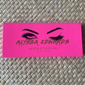 Anastasia Beverly Hills Alyssa Edwards eyeshadow palette
